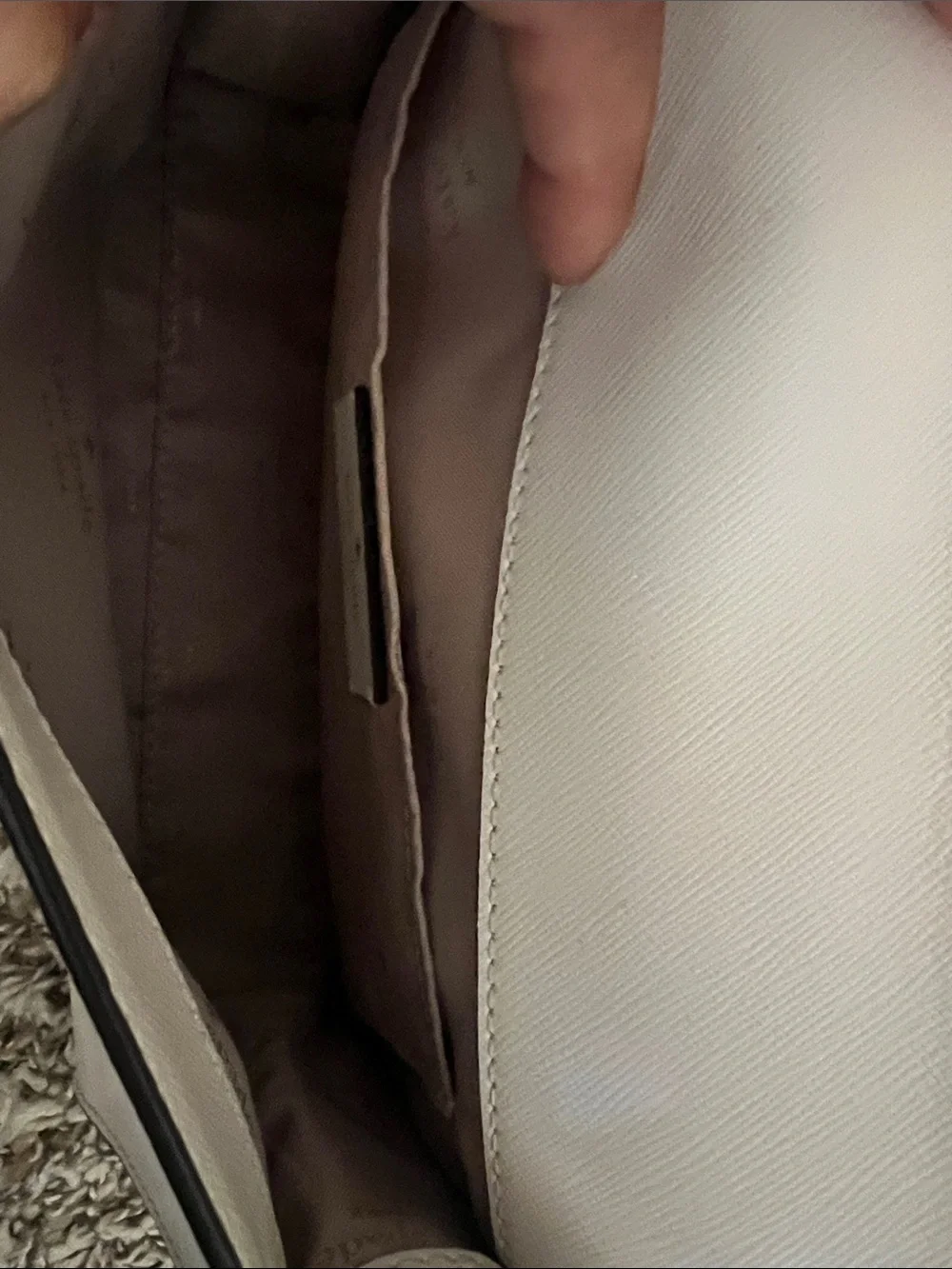 Like New Kate Spade White Leather Crossbody with handbag chain